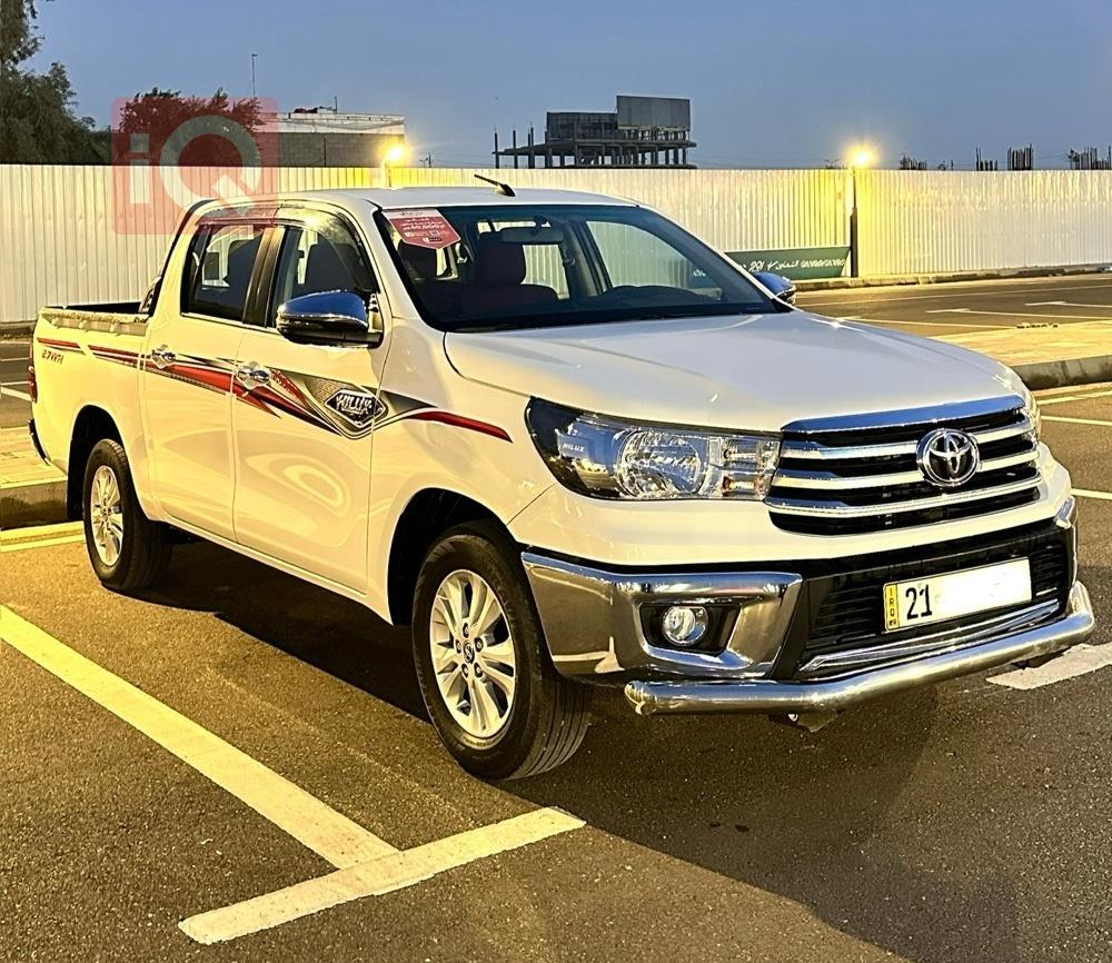 تويوتا هايلوكس